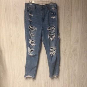 American Eagle distressed Mom Jeans